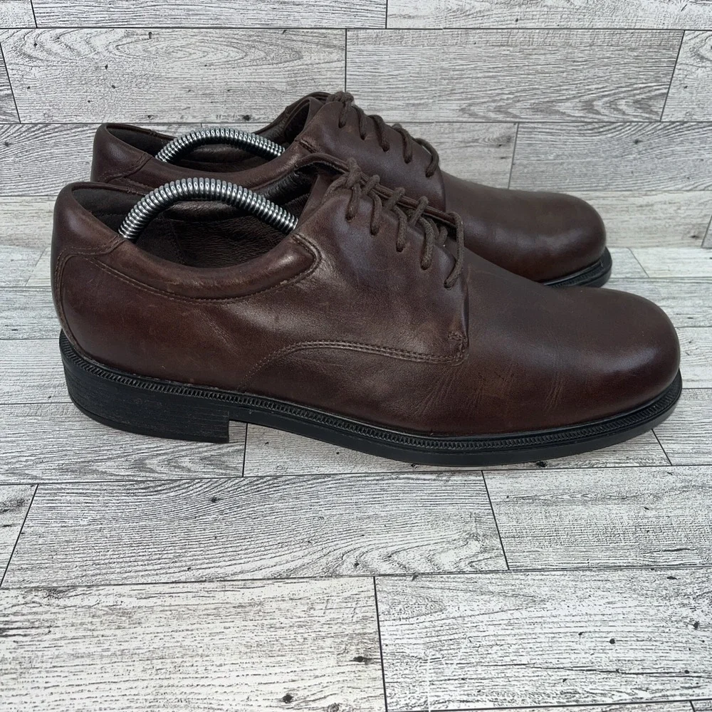 Rockport look polished